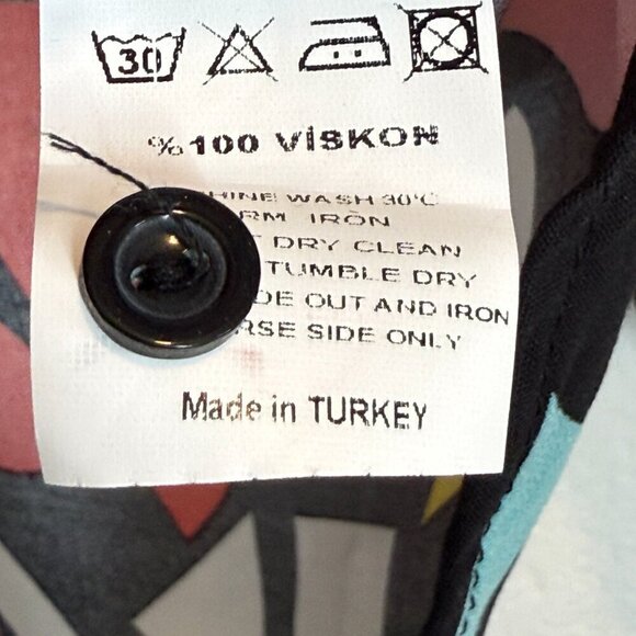 Abstract Blouse Top Button Front Blue Purple Pink Picasso Art Deco Colorful XL - Picture 10 of 11